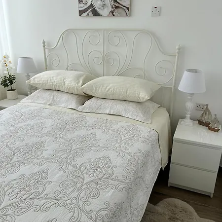 Apartament Sunlit Serenity In